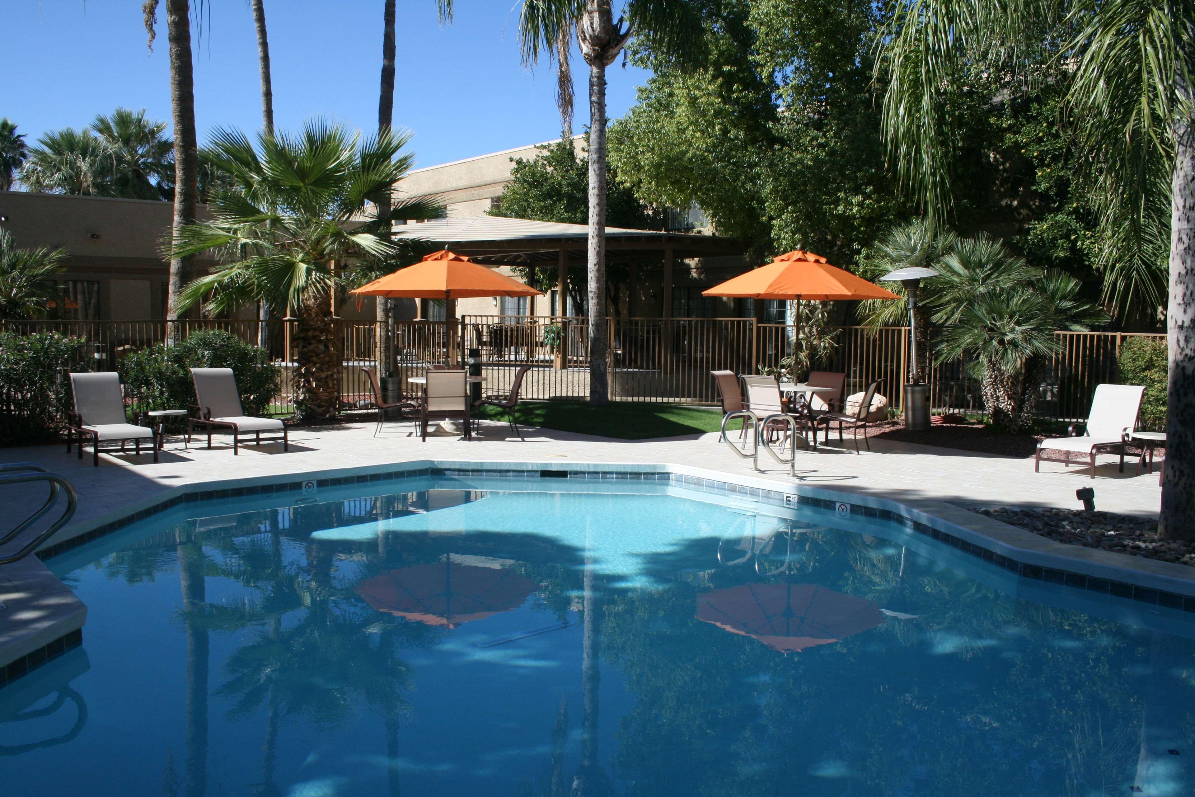 Wyndham Tucson Airport Hotel & Conference Center Exteriör bild
