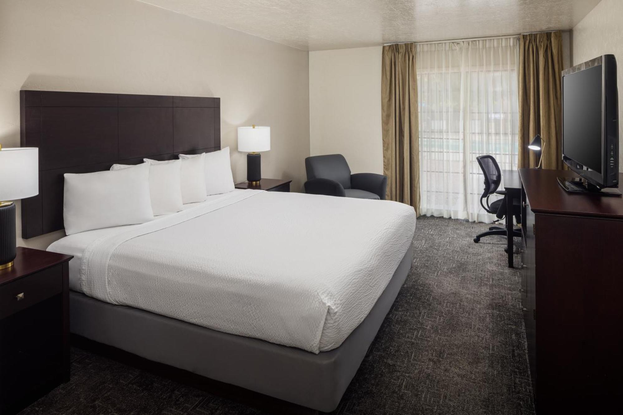 Wyndham Tucson Airport Hotel & Conference Center Exteriör bild